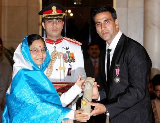 राजेश खन्‍ना ऑडिशन के लायक भी नहीं मानते थे अक्षय को, पैसों की खातिर की थी मॉडलिंग