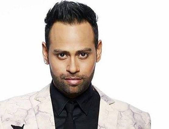 NUDE योग गुरु से Mr GAY INDIA तक- Bigg Boss के 7 LGBT कंटेस्टेंट