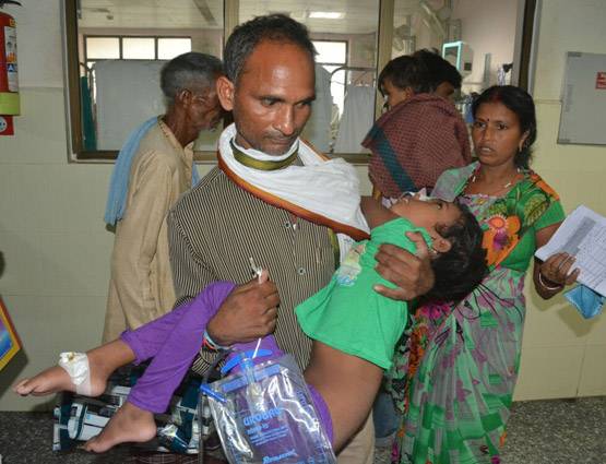 तस्वीरों में देखिए...गोरखपुर मेडिकल कॉलेज की कड़वी हकीकत...