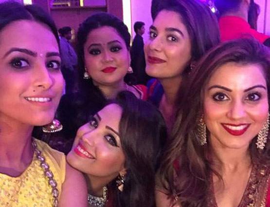 PHOTOS:'महादेव' की पार्वती ने बॉयफ्रेंड से की सगाई, 9 साल से था अफेयर