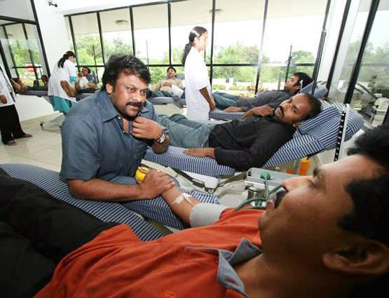 कभी अमिताभ बच्चन से भी ज्यादा फीस लेते थे साउथ के ये सुपरस्टार