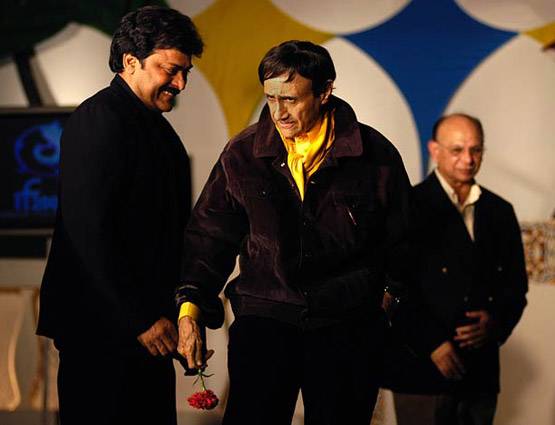 कभी अमिताभ बच्चन से भी ज्यादा फीस लेते थे साउथ के ये सुपरस्टार