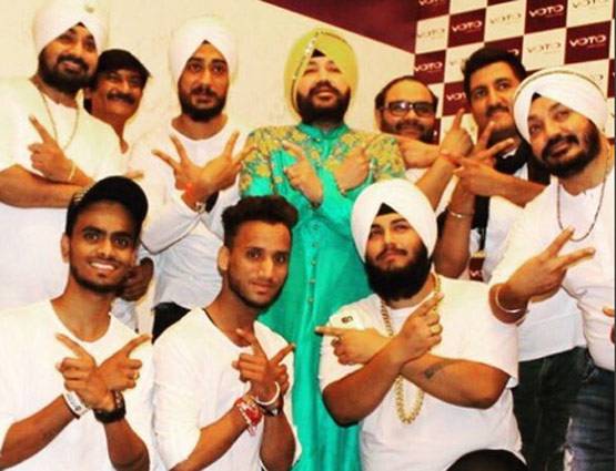 11 साल की उम्र में छोड़ा था घर, नाम के साथ क्यों मेहंदी लगाते हैं दलेर