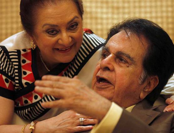 इस कारण 50 साल से बेऔलाद हैं दिलीप कुमार, छिपी है ये दर्दनाक वजह