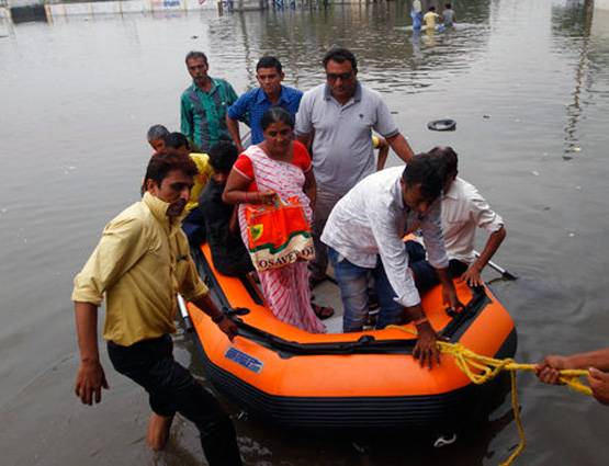 बाढ़ का बढ़ता कहर, गुजरात में मरने वालों की संख्या 224 हुई