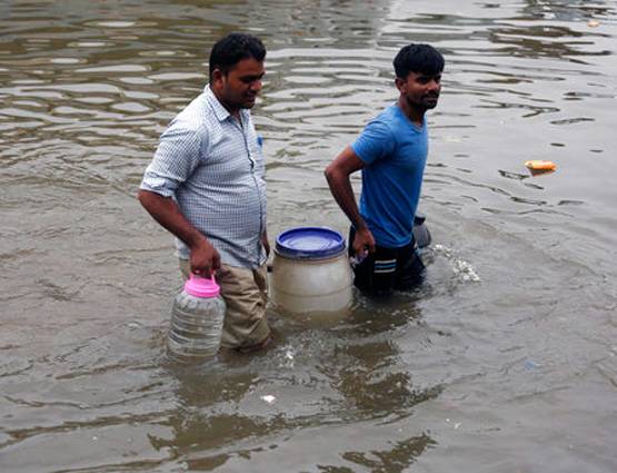 बाढ़ का बढ़ता कहर, गुजरात में मरने वालों की संख्या 224 हुई