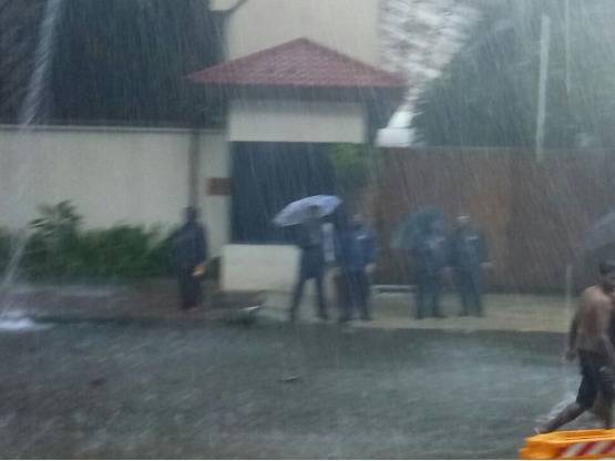 ये है 75 साल के अमिताभ की सक्सेस का राज, बाढ़ जैसे हालात में भी कर रहे काम