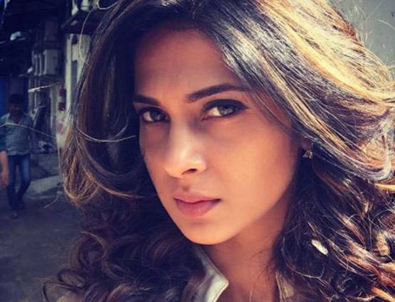 खूबसूरती में नहीं कम, फिर भी तलाकशुदा हैं बॉलीवुड की ये एक्ट्रेस