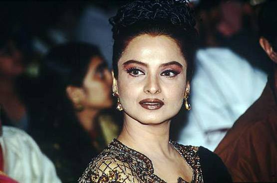 काजोल-रेखा ने 21 साल पहले करवाया था Bold शूट, मचा था बवाल