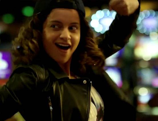 कंगना को लगी जुए और चोरी की लत, बताया लड़का पटाना तो टैलेंट है