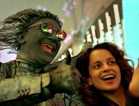 कंगना को लगी जुए और चोरी की लत, बताया लड़का पटाना तो टैलेंट है