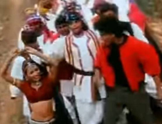 वो गाना जिसने मलाइका को बनाया स्टार, चलती ट्रेन पर कैसे हुआ था शूट