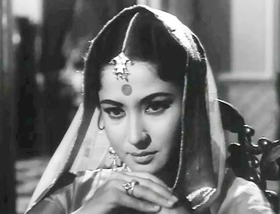 पति से आधी उम्र की थीं मीना कुमारी, धर्मेंद्र की बेवफाई ने बना दिया था शराबी