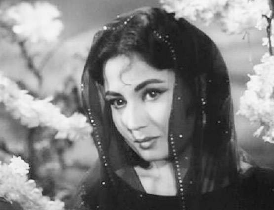 मीना कुमारी को कमाल अमरोही ने दिया था तलाक, जानें कैसे हुई दोबारा शादी