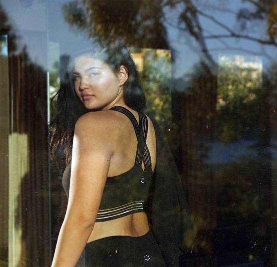 16 साल की है ये 'प्लस साइज' मॉडल, इन्हें देखकर पतली मॉडल्स को भूल जाएंगे