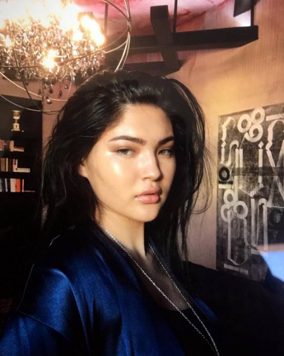 16 साल की है ये 'प्लस साइज' मॉडल, इन्हें देखकर पतली मॉडल्स को भूल जाएंगे