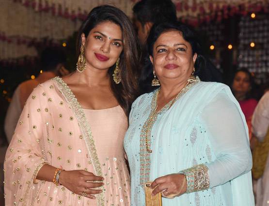 सलमान से लेकर ऐश्वर्या तक इस अंदाज में अंबानी के गणेशोत्सव में पहुंचे सितारे