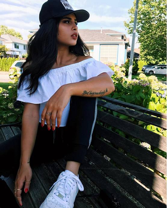 ये हैं प्रियंका चोपड़ा की हमश्क्ल, इन्हें देखकर अच्छे- अच्छे लोग खा जाते हैं धोखा