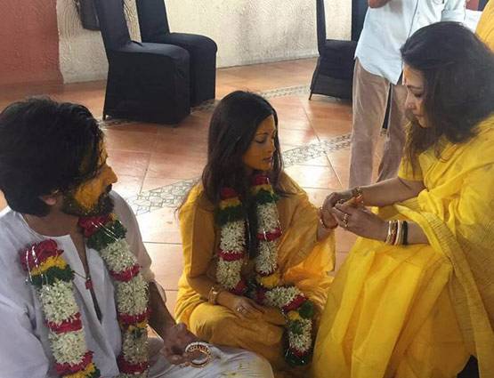 PHOTOS: रिया सेन ने की शादी, प्रेग्नेंसी से MMS स्कैंडल तक रहीं चर्चा में