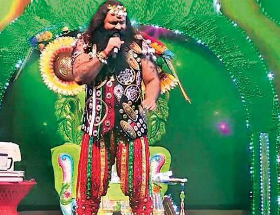 'लव चार्जर' राम रहीम ने गानों से की करोड़ों की कमाई