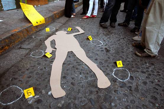 दरवाजा खटखटाती चुड़ैल से मुंहनुचवा तक, जब इन घटनाओं से दहशत में था देश