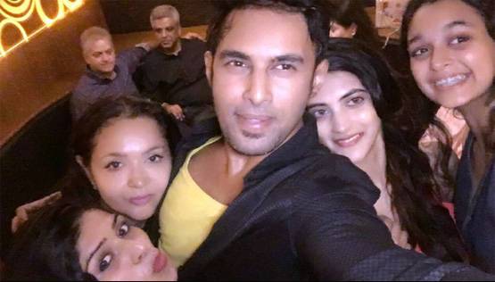 बॉलीवुड की इस एक्ट्रेस का घर टूटने की कगार पर. जाने कौन है वजह?