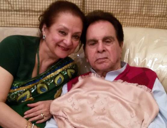 8 साल की उम्र से दिलीप कुमार को चाहती थीं सायरा, यूं शुरू हुई लव स्टोरी