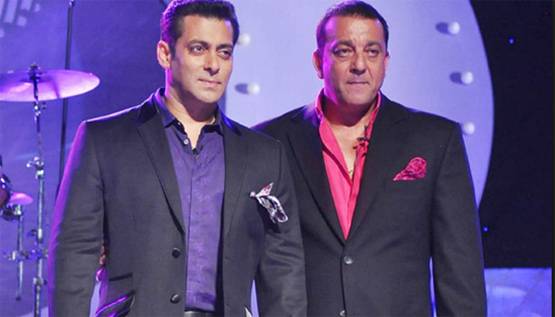 गणपति बप्पा की वजह से गले मिले सलमान और सजंय दत्त, PHOTOS देखें