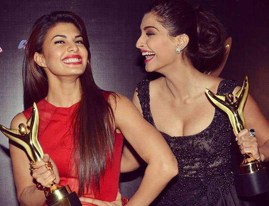 जय-वीरू भूल जाएं, जरा इन सितारों की दोस्ती पर गौर फरमाएं...