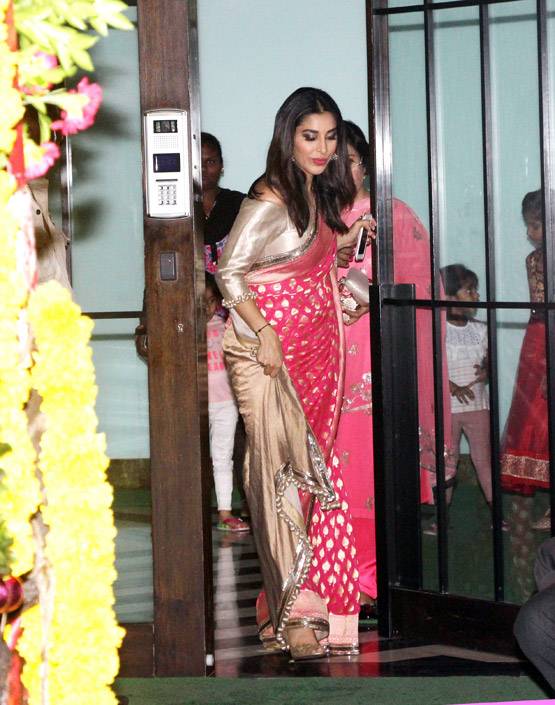 Ganpati Visarjan 2017: सलमान के घर के गार्डन में हुअा गणपति विसर्जन, photos