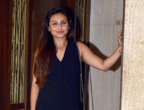 PHOTOS: श्रीदेवी की बर्थडे पार्टी में जाह्न्वी का BOLD फैशन