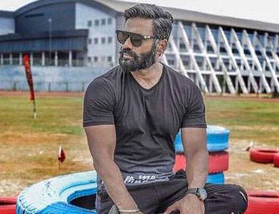 जानें- कितना है सुनील शेट्टी का बिजनेस और कितनी करते हैं कमाई