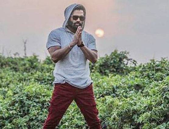 जानें- कितना है सुनील शेट्टी का बिजनेस और कितनी करते हैं कमाई