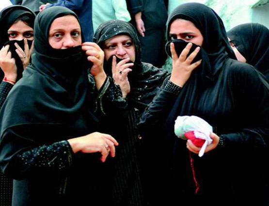 ट्रिपल तलाक के दर्दभरे किस्से, कोरियर-वॉट्सऐप, ऐड से भी भेजा