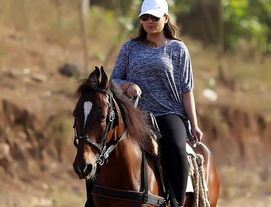 शादी के 2 साल बाद हो गया था तलाक, 17 की उम्र में 2 बच्चों की मां बन गई थीं उर्वशी