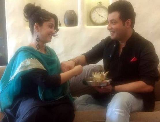 PHOTOS: ऐसे मनाया CELEBS ने रक्षाबंधन का त्योहार