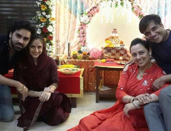 टीवी एक्टर्स ने अपने घर ऐसे किया गणपति का स्वागत, देखें PHOTOS