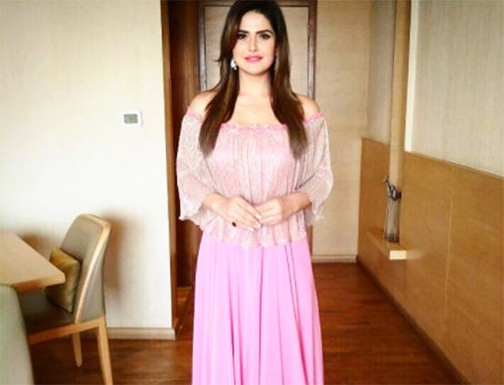 स्कूल में ऐसी दिखती थीं जरीन खान, देखकर रह जाएंगे हैरान