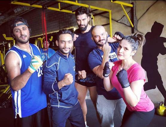 स्कूल में ऐसी दिखती थीं जरीन खान, देखकर रह जाएंगे हैरान