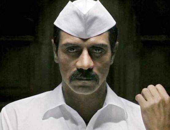 "गवली की ड्रेस में दाऊद के मोहल्ले में जाता था, डरावना था यह सब"