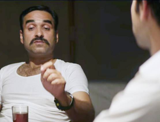 अंग्रेजी से परेशान, होटल में किया काम, गांव का लड़का ऐसे बना हीरो