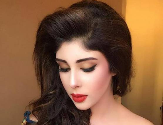 PHOTO: ये हैं बिग बॉस की हॉट पड़ोसन, इनके बारे में नहीं जानते होंगे ये बातें