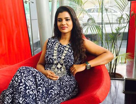 डैडी की इस एक्ट्रेस को मिली मणि रत्नम की फिल्म, देखें PHOTOS