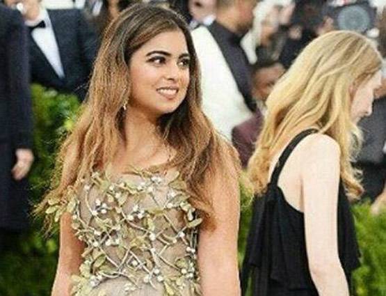 मुकेश अंबानी की बेटी ईशा अंबानी है देश की सबसे धनी लड़की, नेटवर्थ है 7100 मिलियन डॉलर