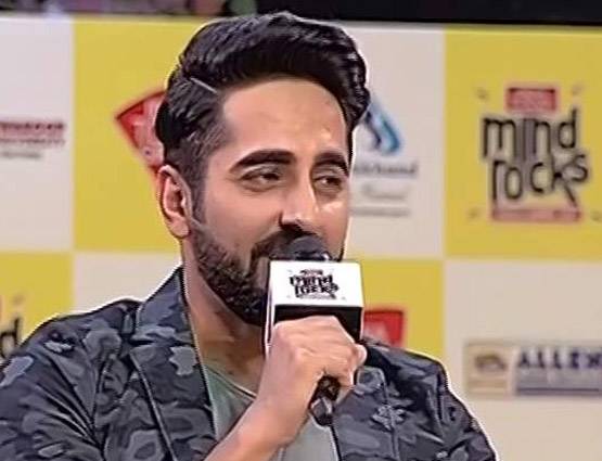 इस एक्टर ने ट्रेन में गाकर जुटाए थे पैसे, फिर गए गोवा घूमने