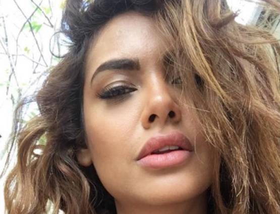 इंडोनेशिया में इस तरह आराम फरमा रही हैं ईशा गुप्ता, देखें तस्वीरें