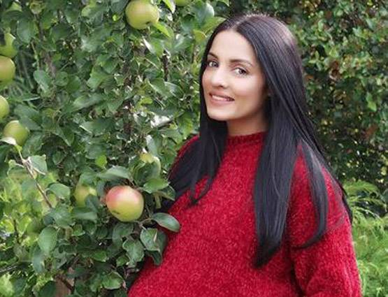 बाथटब में न्यूड फोटो पर ट्रोल हुईं सेलिना ने दिया मुंहतोड़ जवाब