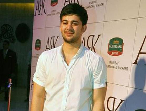 बेटे की लॉन्चिंग के पीछे की बात, सनी नहीं भूले हैं 25 साल पुराना धोखा