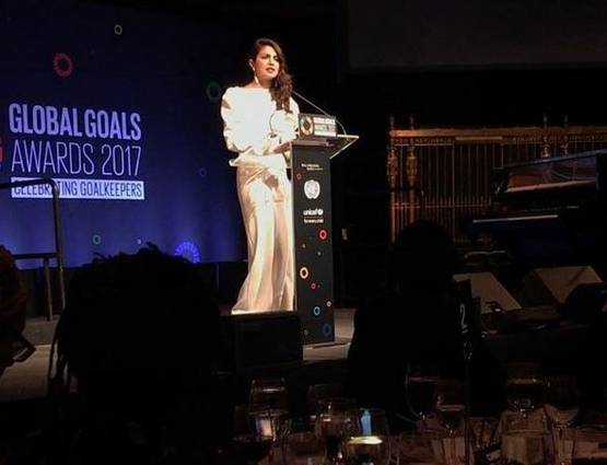 UNICEF के प्रोग्राम में प्रियंका का नया अवतार, लाखों की GOWN