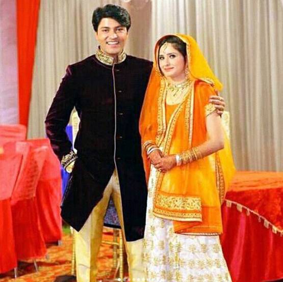 14 साल छोटी लड़की से 'दीया और बाती हम' के एक्टर का निकाह, देखें PHOTOS